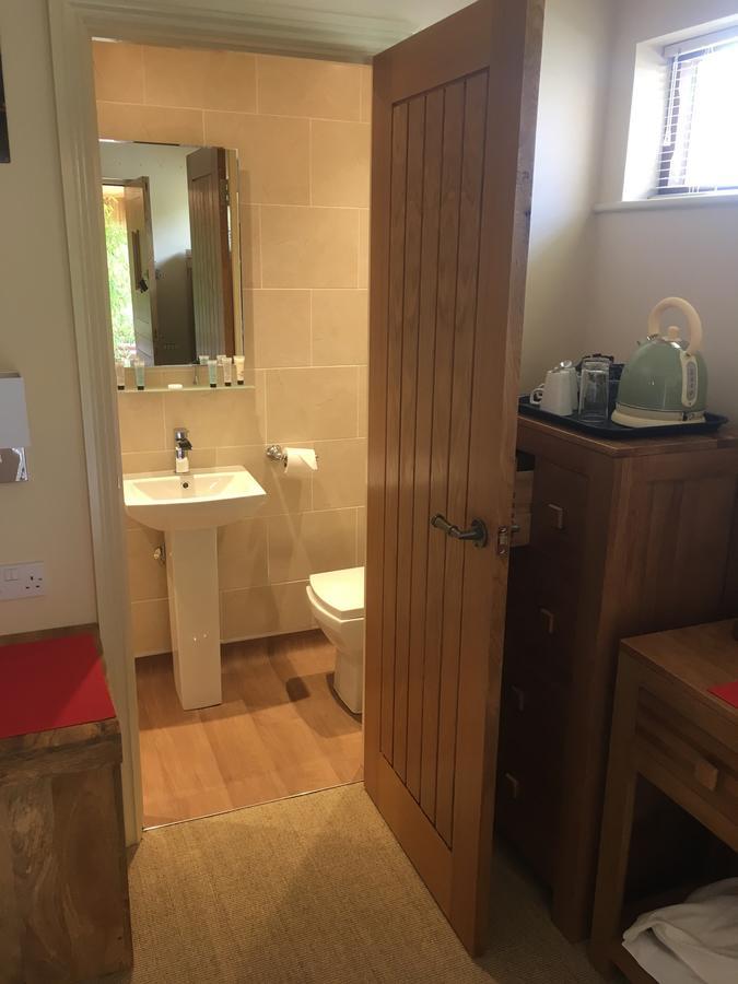 לינה וארוחת בוקר Bradford-On-Avon Widbrook Barns מראה חיצוני תמונה