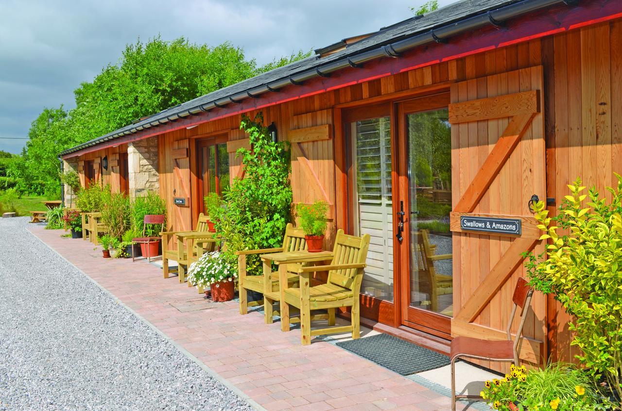 לינה וארוחת בוקר Bradford-On-Avon Widbrook Barns מראה חיצוני תמונה